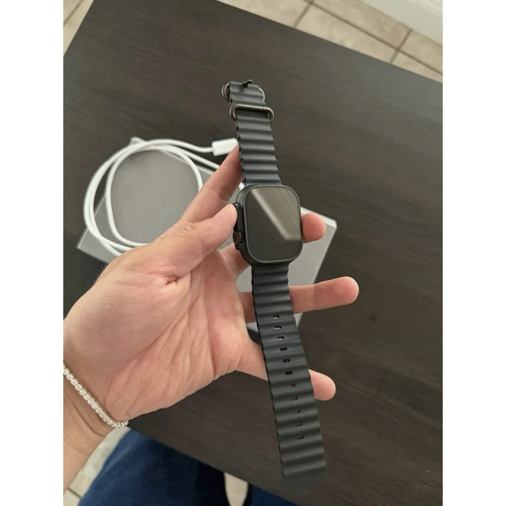 Apple Watch Ultra 3 49mm Black Titanium GPS+Cellular 64GB Alpine Loop